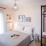 Konstantina & Evgenia Deluxe Appartement