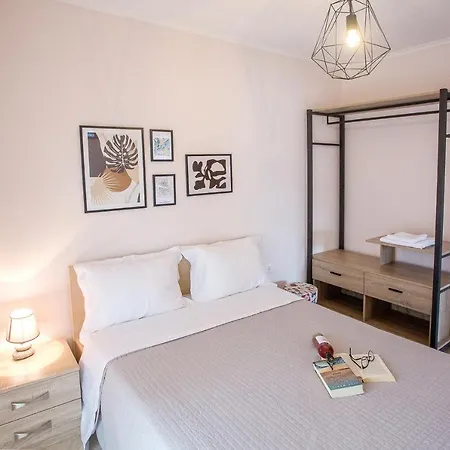 Konstantina & Evgenia Deluxe Apartamento Néa Péramos