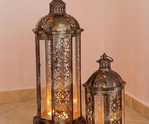 Konstantina & Evgenia Deluxe *